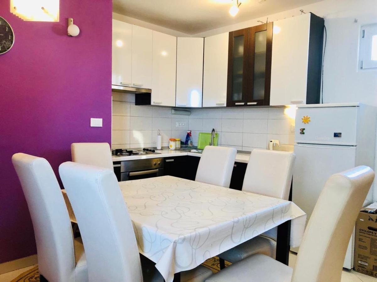 Apartman Lala Baška Voda Extérieur photo